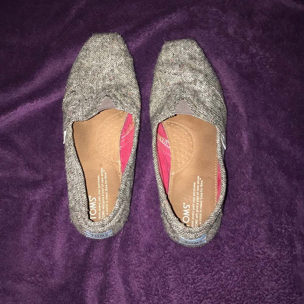 TOMS SUPER CUTE!!